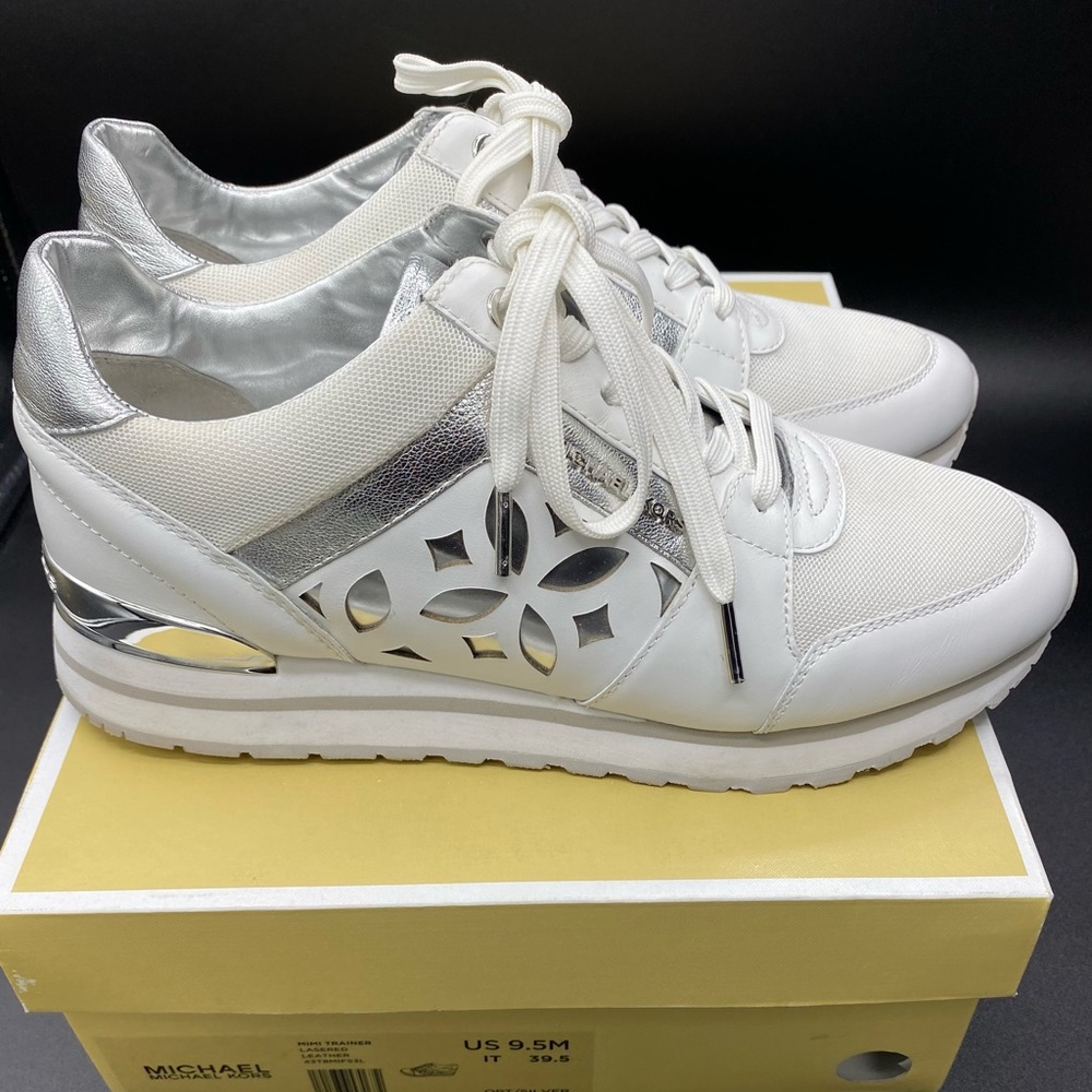 Michael Kors Mimi Trainer - size 9-1/2M